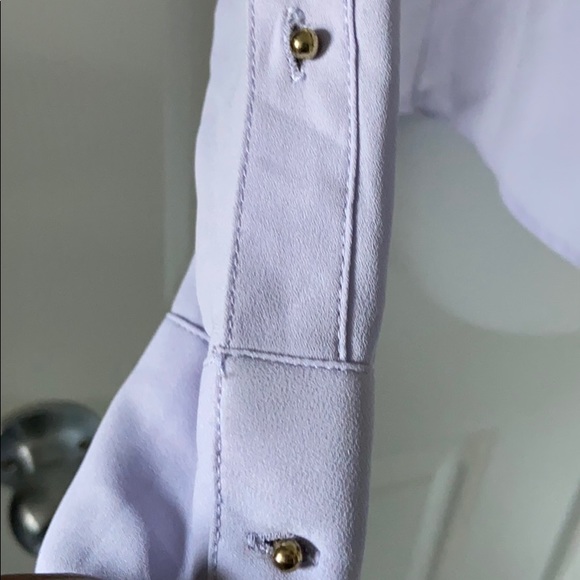 Express button placket blouse - Picture 5 of 6